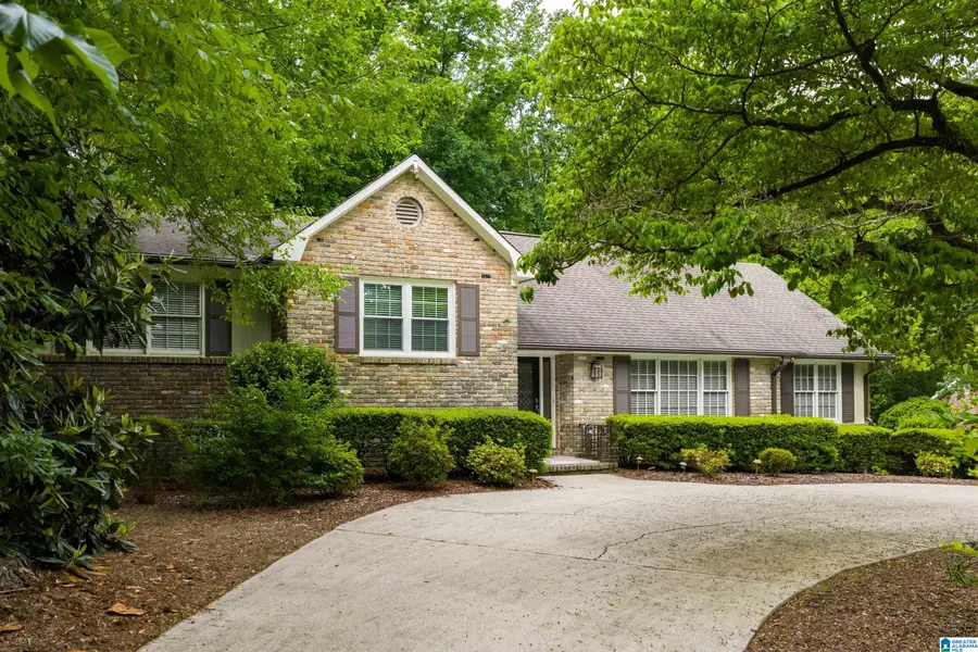 2237 ROYAL CREST DRIVE, Vestavia Hills, AL 35216 - #3