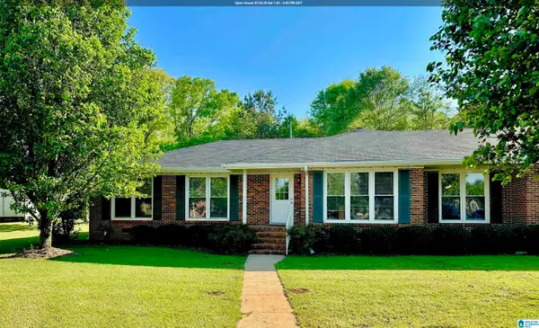 817 TAYLOR CIRCLE, Sylacauga, AL 35150