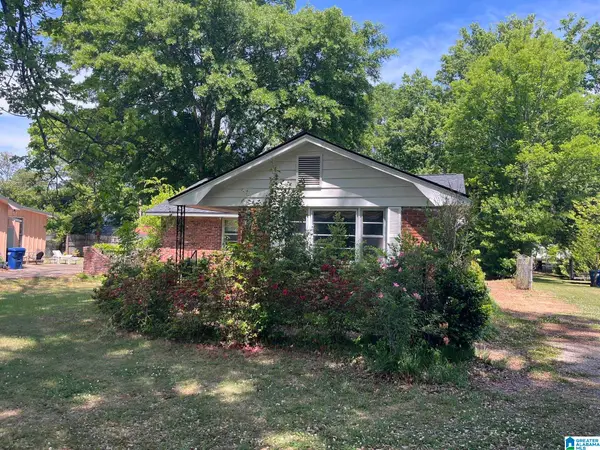 602 OAK STREET, Talladega, AL 35160