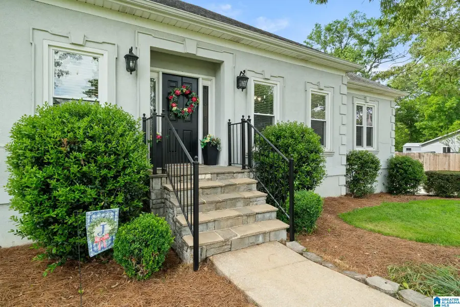 108 EMERALD LAKE DRIVE, Pelham, AL 35124 - #3