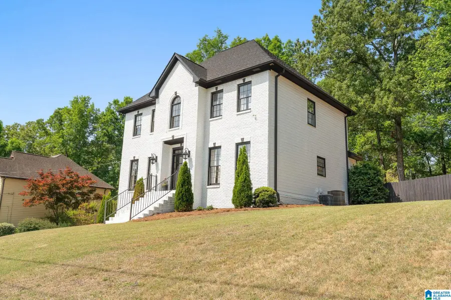 5012 KNOLL VIEW CIRCLE, Hoover, AL 35244 - #2