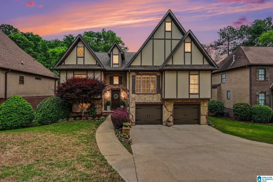 116 EAGLE COVE DRIVE, Pelham, AL 35124 - #2