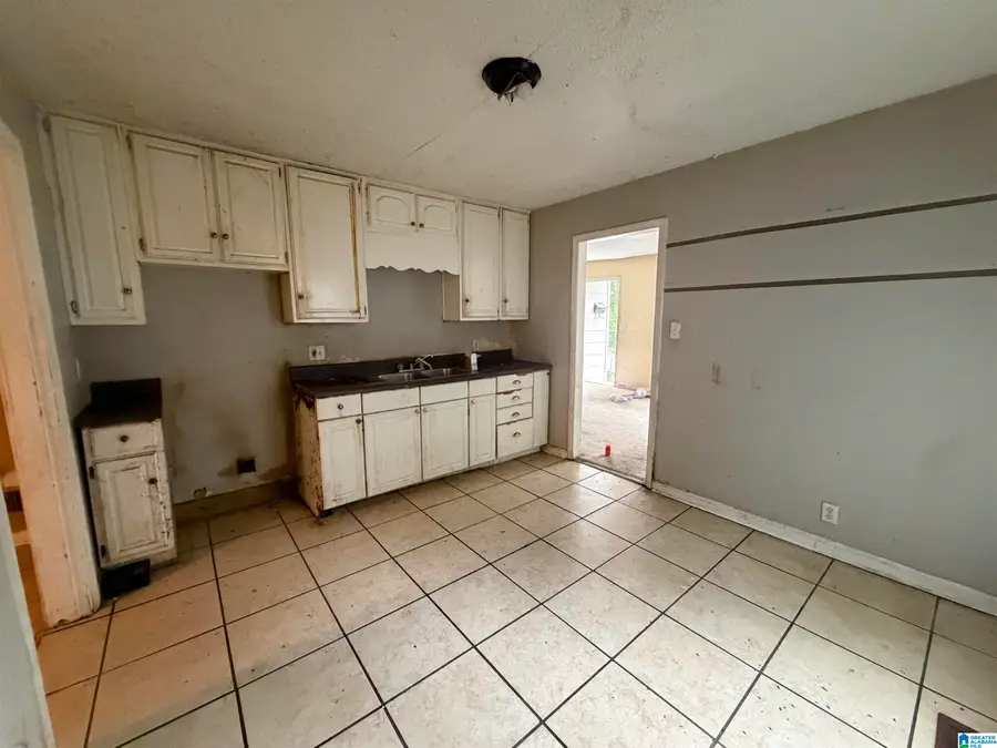 3712 68TH STREET N, Birmingham, AL 35206 - #2