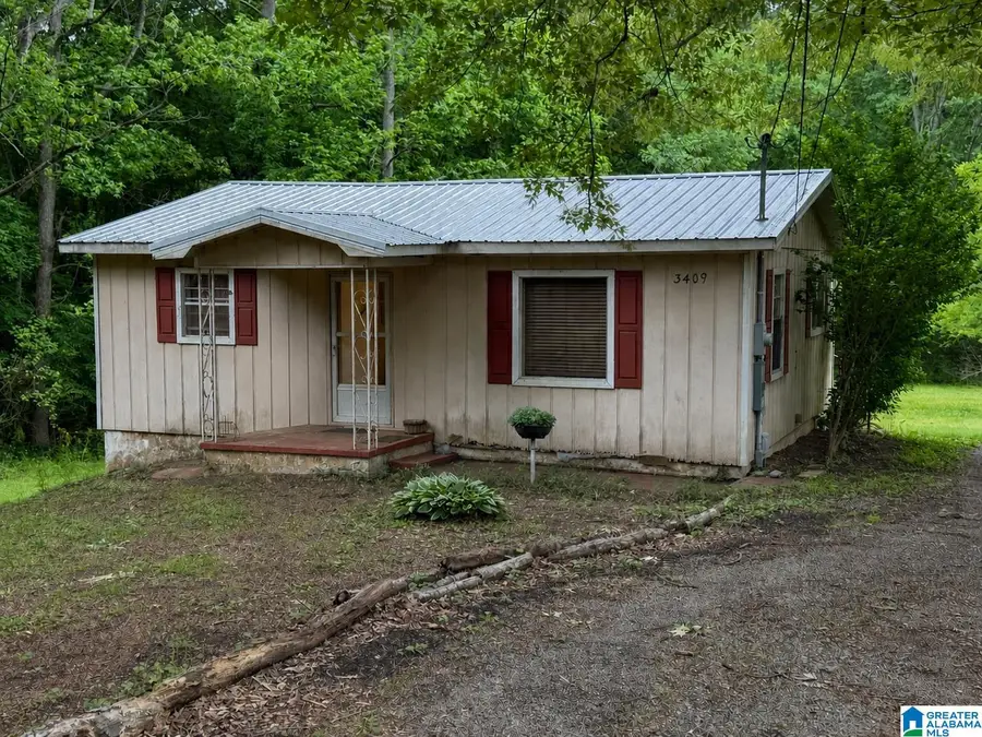 3409 VALLEY STREET, Guntersville, AL 35976 - #2