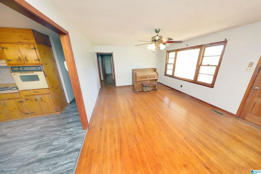 700 S MARSHALL STREET, Anniston, AL 36201 - #2