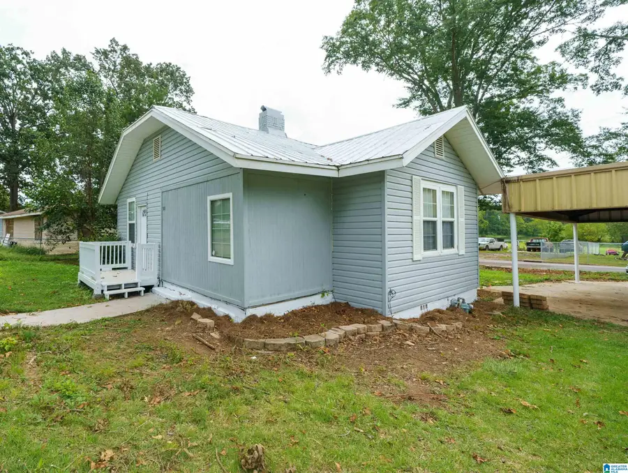 300 SCHOOL ROAD, Adamsville, AL 35005 - #3