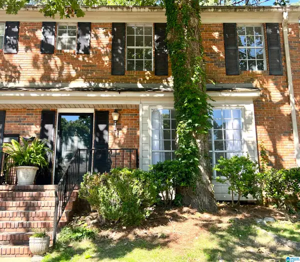 2024 MONTREAT PARKWAY, Vestavia hills, AL 35216