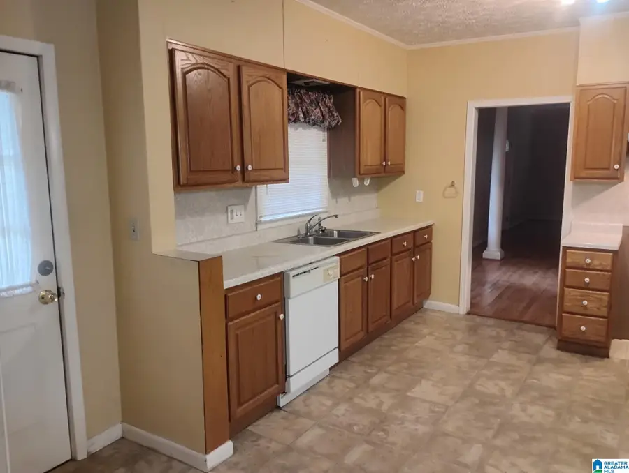 110 COALING ROAD, Sylacauga, AL 35150 - #2