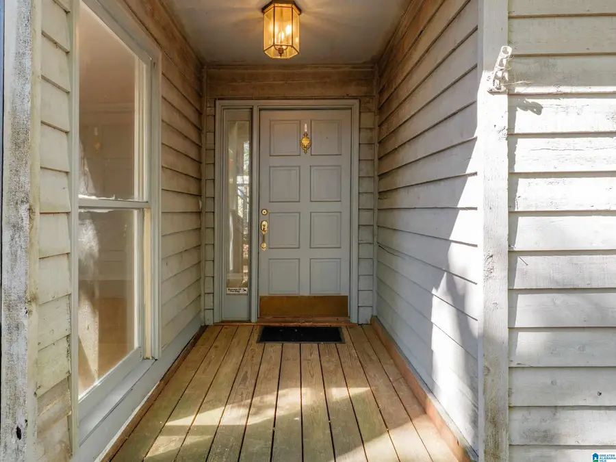 3986 S SHADES CREST ROAD, Hoover, AL 35244 - #3