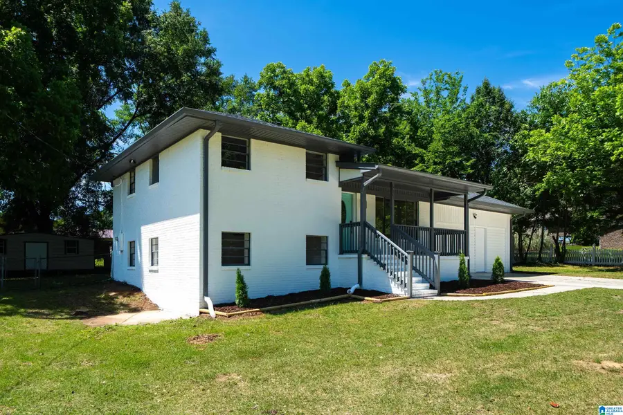 607 FAIRLAWN CIRCLE, Hueytown, AL 35023 - #2