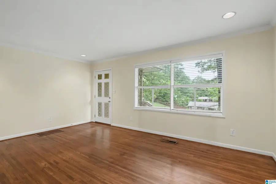 2620 SOUTHVIEW CIRCLE, Vestavia Hills, AL 35216 - #3