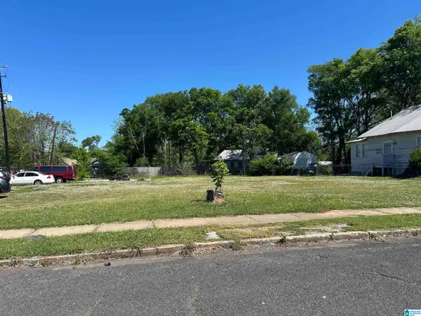 3816 43RD AVENUE, Birmingham, AL 35217