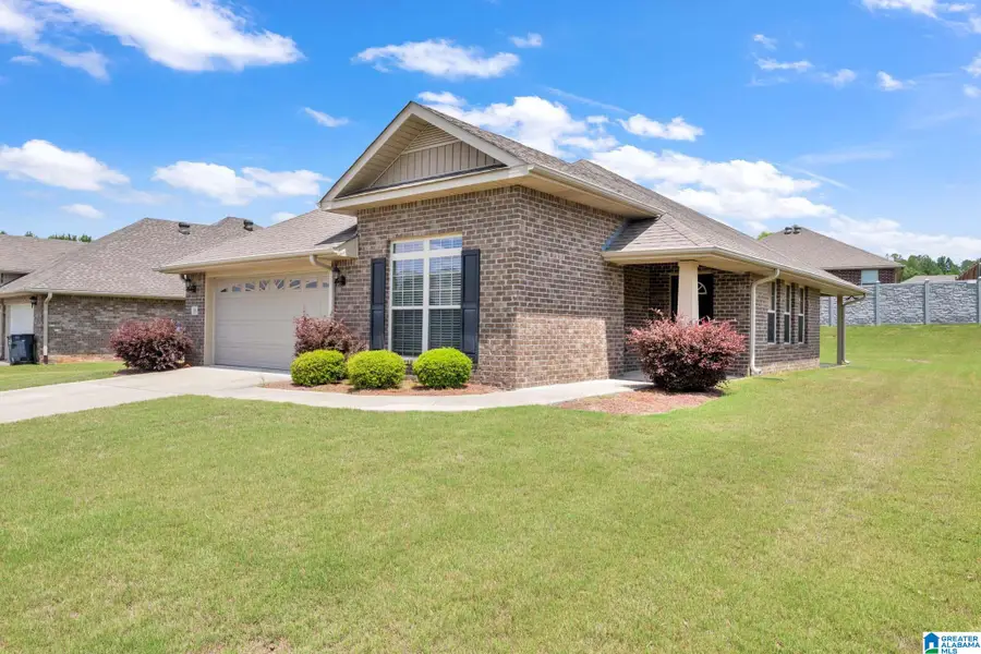 196 GREENWOOD CIRCLE, Calera, AL 35040 - #3