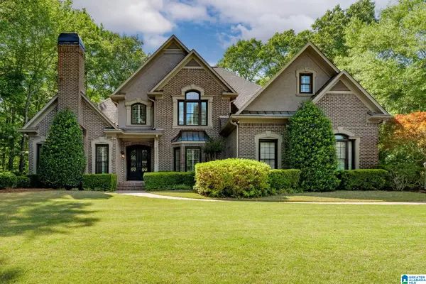 2013 BLUE HERON CIRCLE, Birmingham, AL 35242