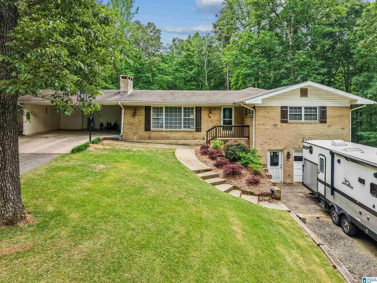 6961 OLD HIGHWAY 280, Sterrett, AL 35147 - #1