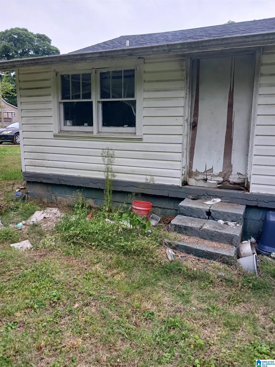 21 HOLT AVENUE, Birmingham, AL 35214 - #2