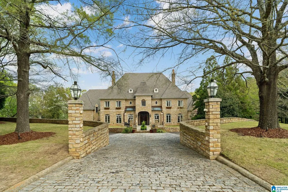 4539 HIGH COURT CIRCLE, Hoover, AL 35242 - #1