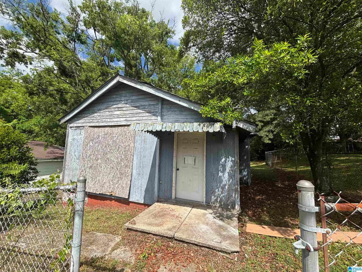 937 AVENUE S, Birmingham, AL 35214 - #1