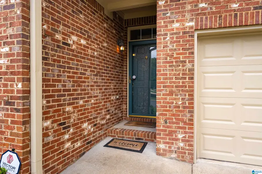 653 VILLAGE CREST CIRCLE, Hoover, AL 35226 - #2
