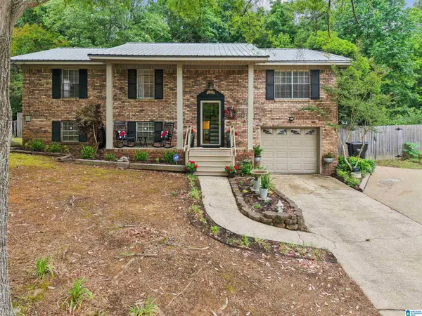 507 HILLCREST ROAD, Adamsville, AL 35005