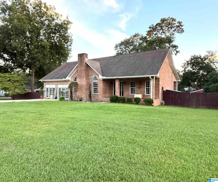 605 E 20TH STREET, Jasper, AL 35501 - #3