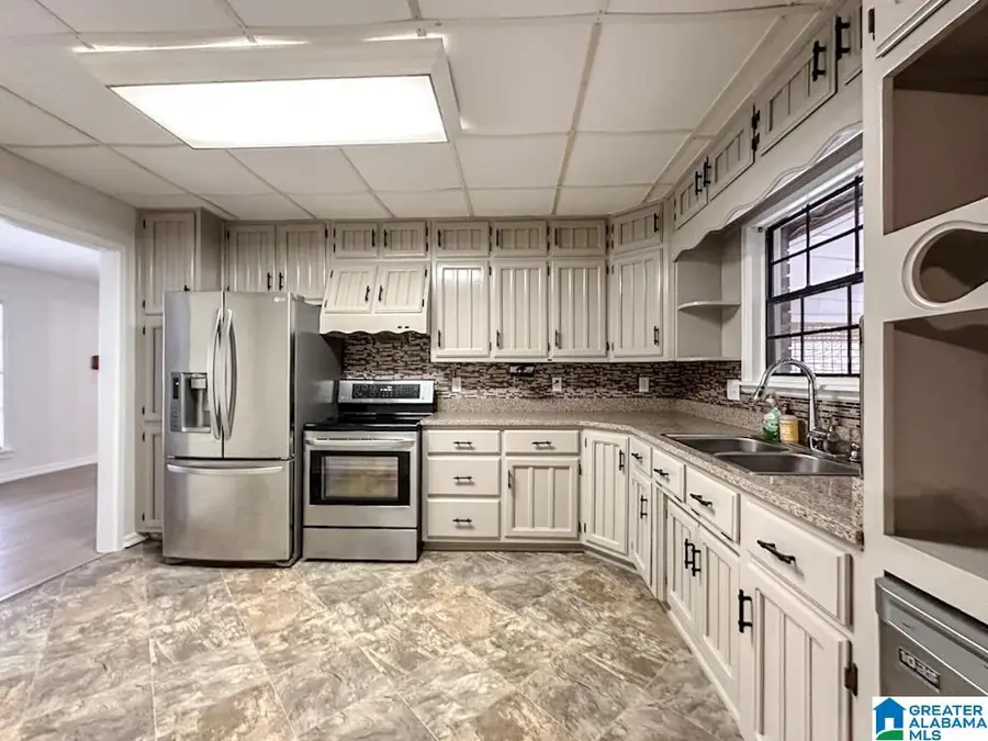 128 CARLA AVENUE, Trussville, AL 35173 - #3