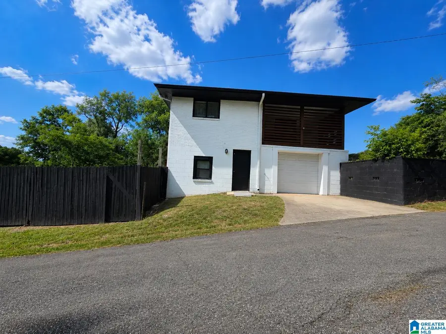 2708 17TH STREET, Birmingham, AL 35208 - #3