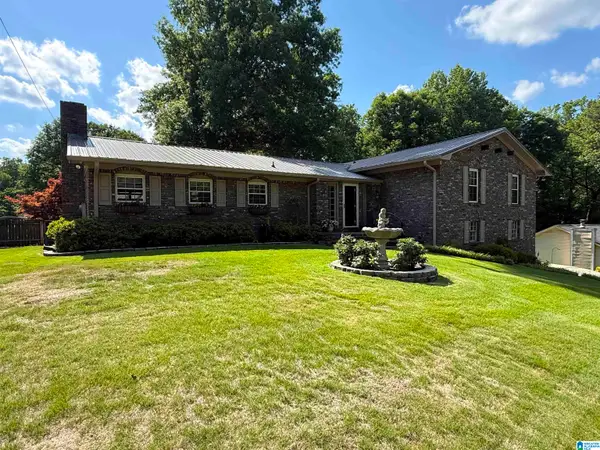621 PINEVIEW DRIVE, Brookside, AL 35214