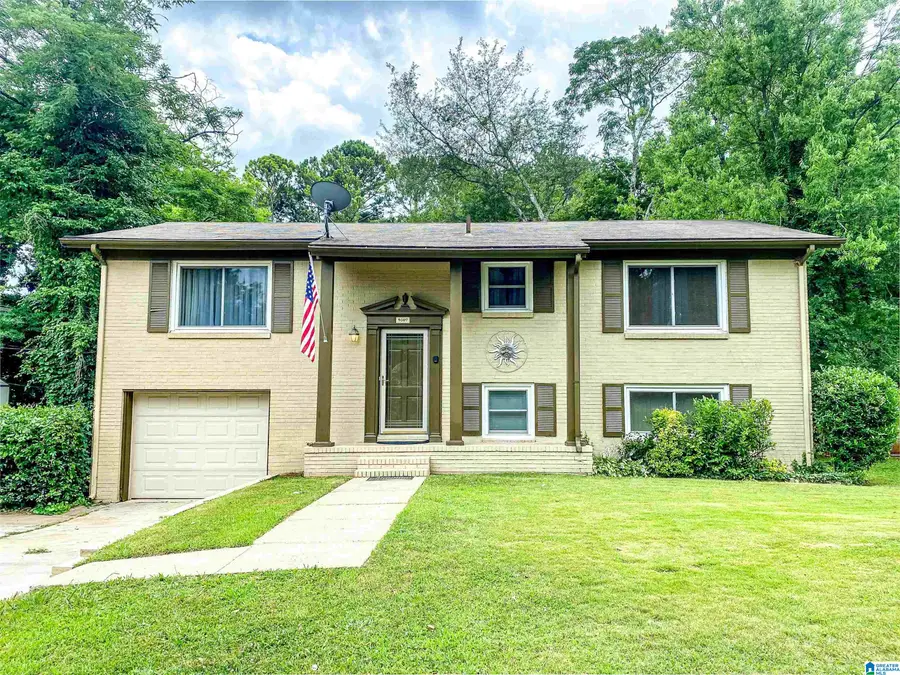 4007 BELVOIR DRIVE SW, Huntsville, AL 35805 - #2