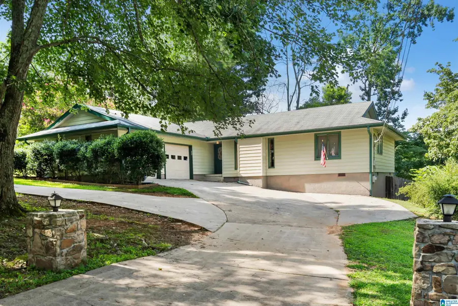 225 EASTVIEW DRIVE, Madison, AL 35758 - #2