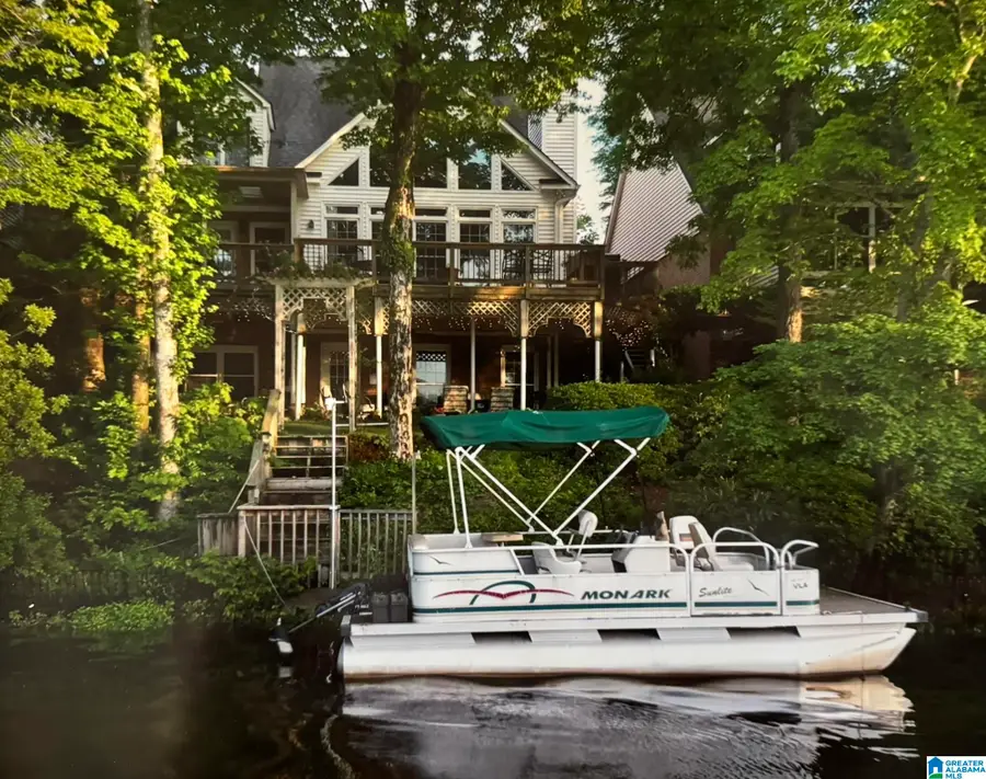 4644 S LAKERIDGE DRIVE, Hoover, AL 35244 - #3