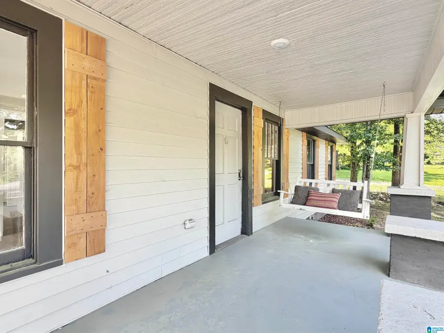 121 W CREST ROAD, Bessemer, AL 35023 - #3