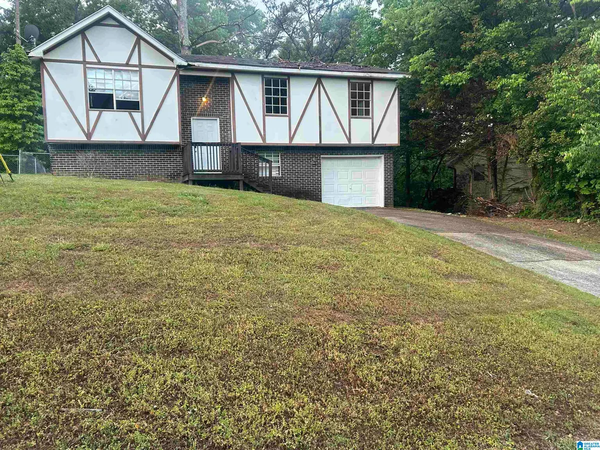 4220 FIELDSTONE DRIVE, Birmingham, AL 35215 - #1