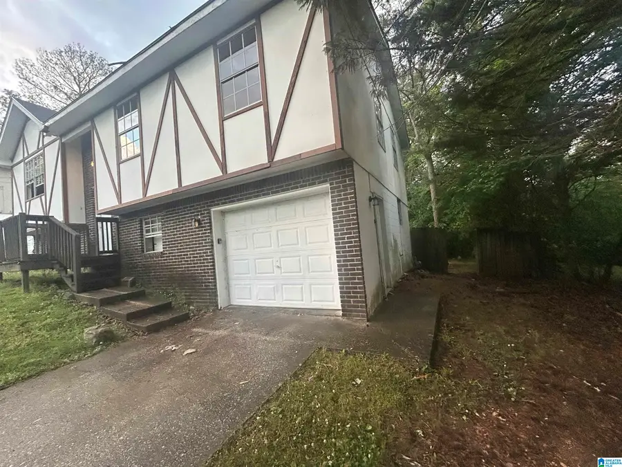 4220 FIELDSTONE DRIVE, Birmingham, AL 35215 - #3
