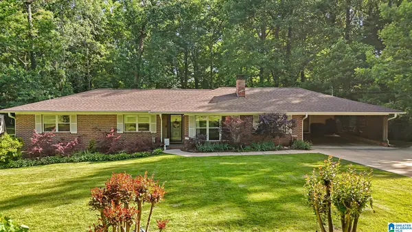 909 10TH PLACE, Pleasant grove, AL 35127