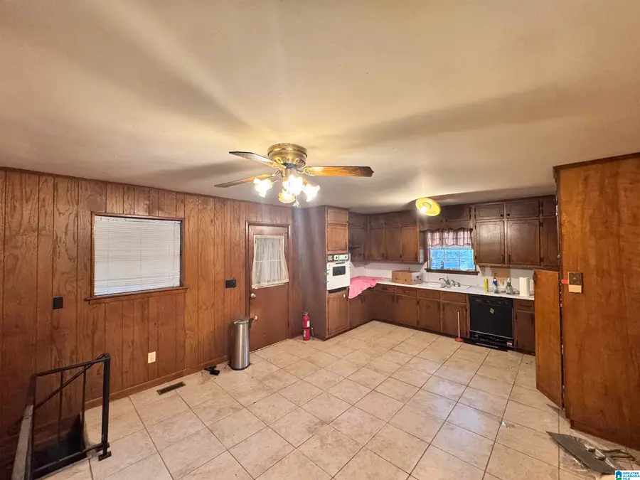 421 21ST AVENUE NE, Center Point, AL 35215 - #2