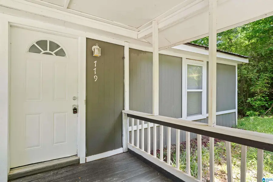 779 11TH AVENUE SE, Graysville, AL 35073 - #3