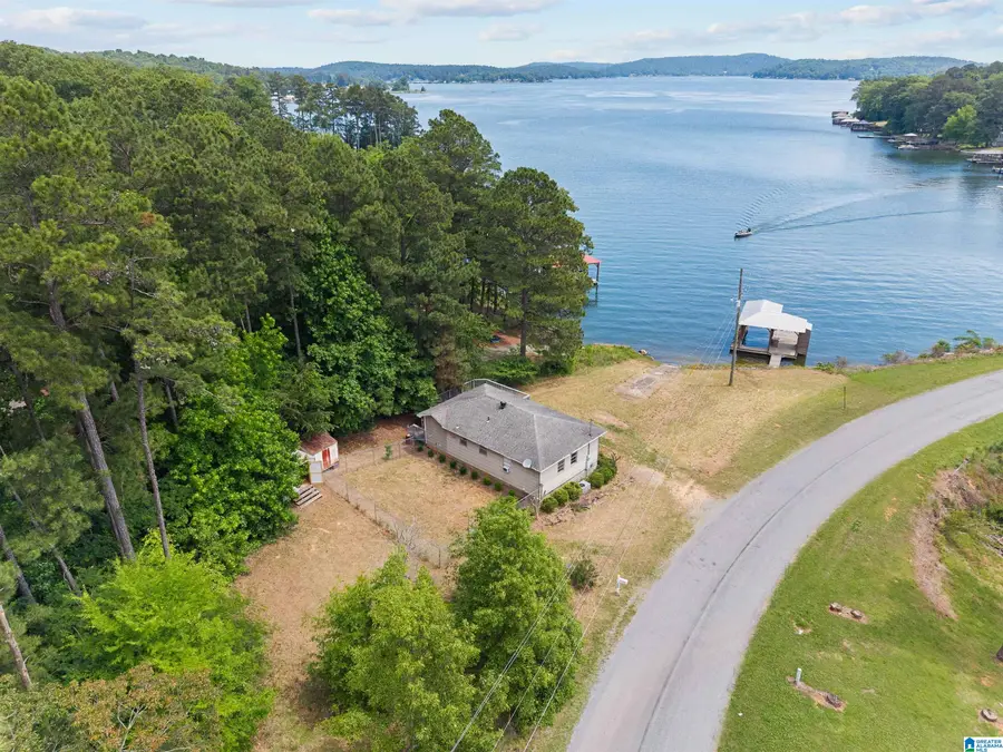 325 TREADWELL ISLAND ROAD, Vincent, AL 35178 - #2