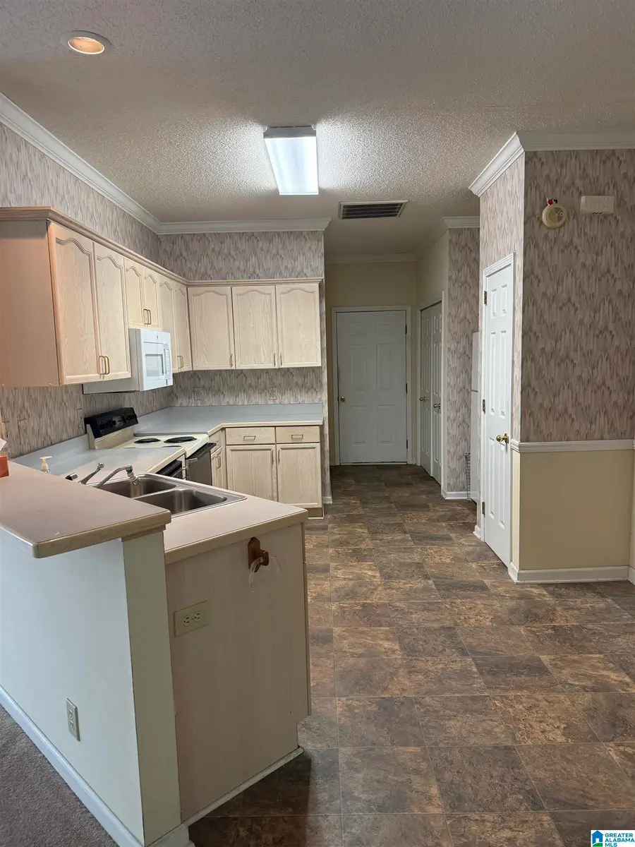 4530 CADES COVE DRIVE, Gardendale, AL 35071 - #3