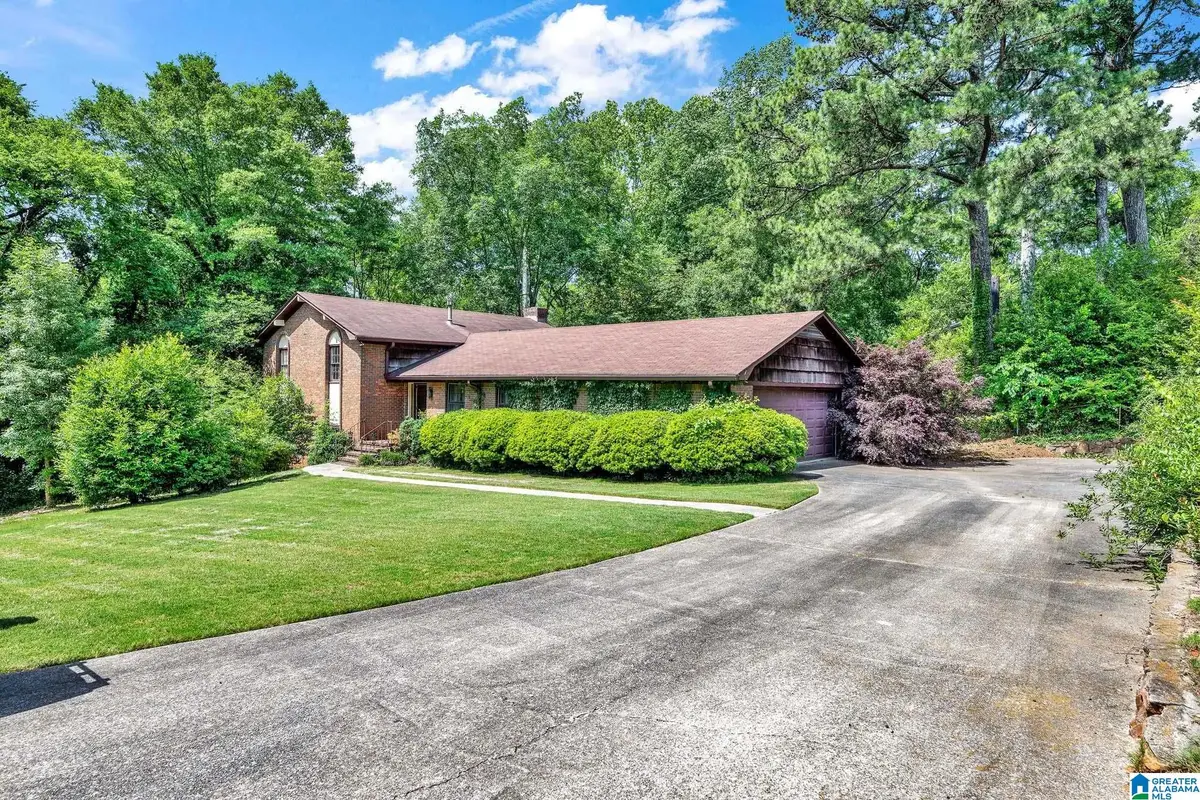 522 S SANDERS ROAD, Hoover, AL 35226 - #1