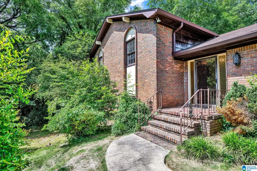 522 S SANDERS ROAD, Hoover, AL 35226 - #3