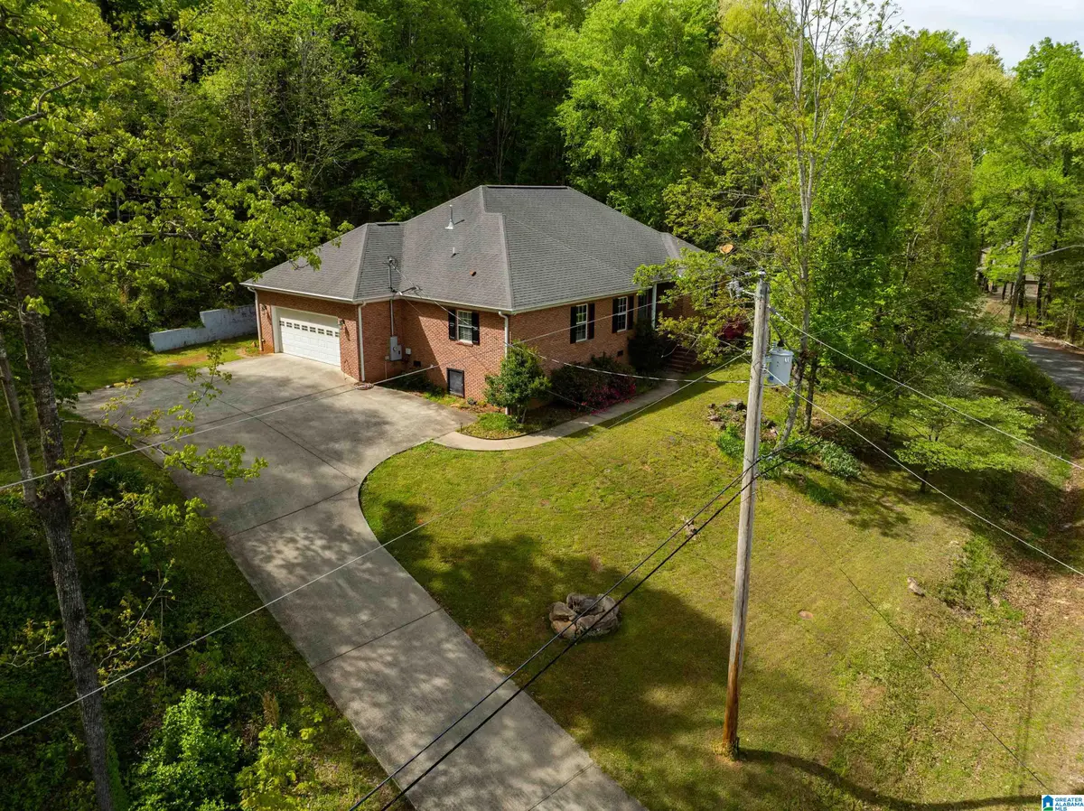 3707 MONTCLAIR ROAD SW, Decatur, AL 35603 - #1