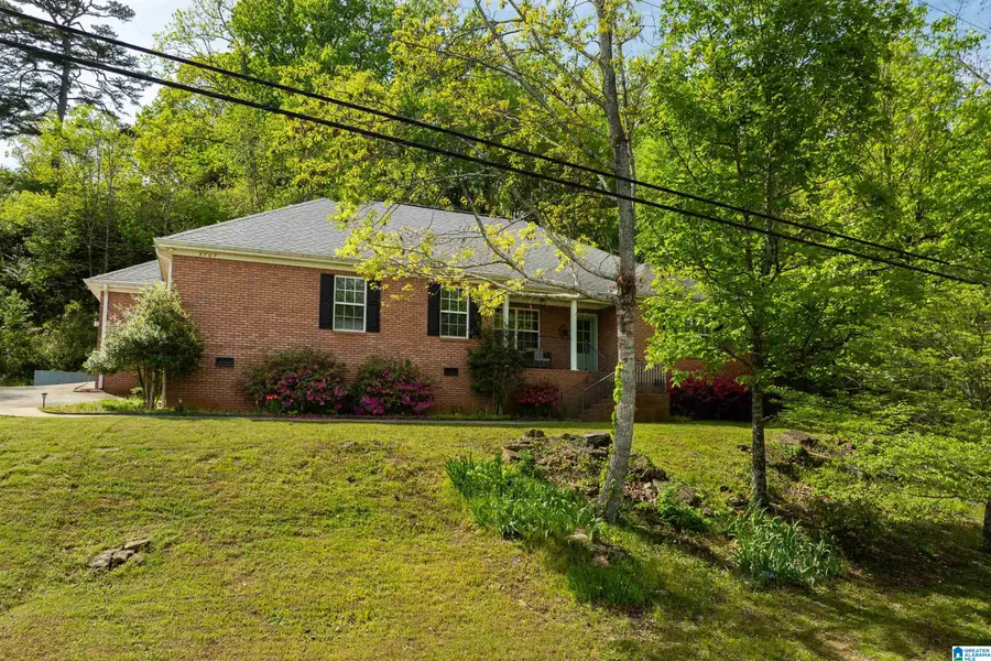 3707 MONTCLAIR ROAD SW, Decatur, AL 35603 - #3