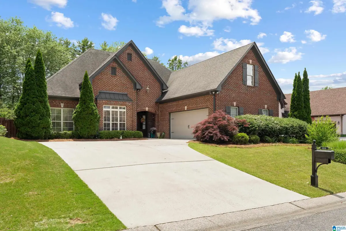 211 KENNISTON DALE, Pelham, AL 35124 - #1
