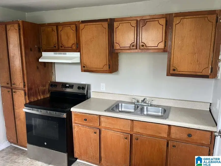 1808 JEFFERSON AVENUE, Birmingham, AL 35211 - #2