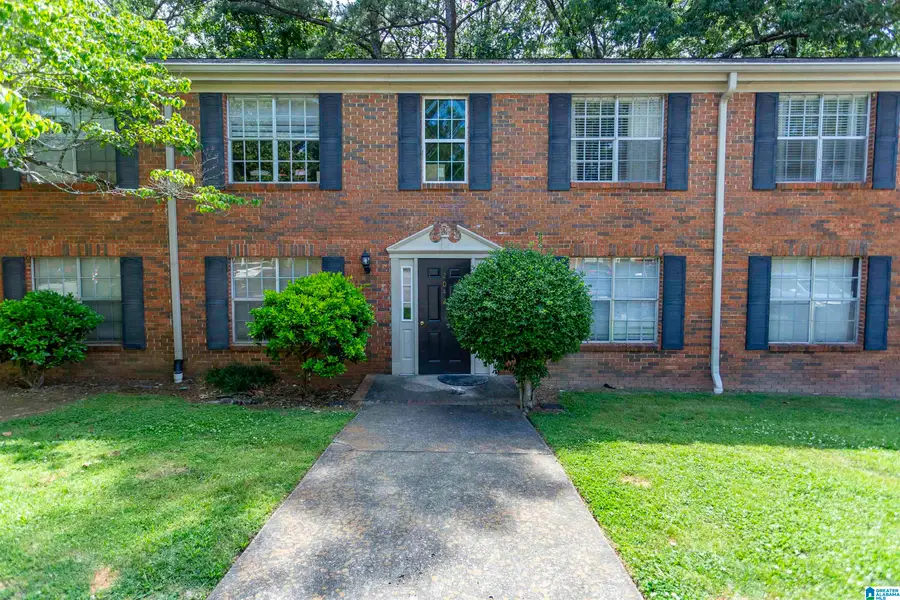 2042 MONTREAT PARKWAY, Vestavia Hills, AL 35216 - #2