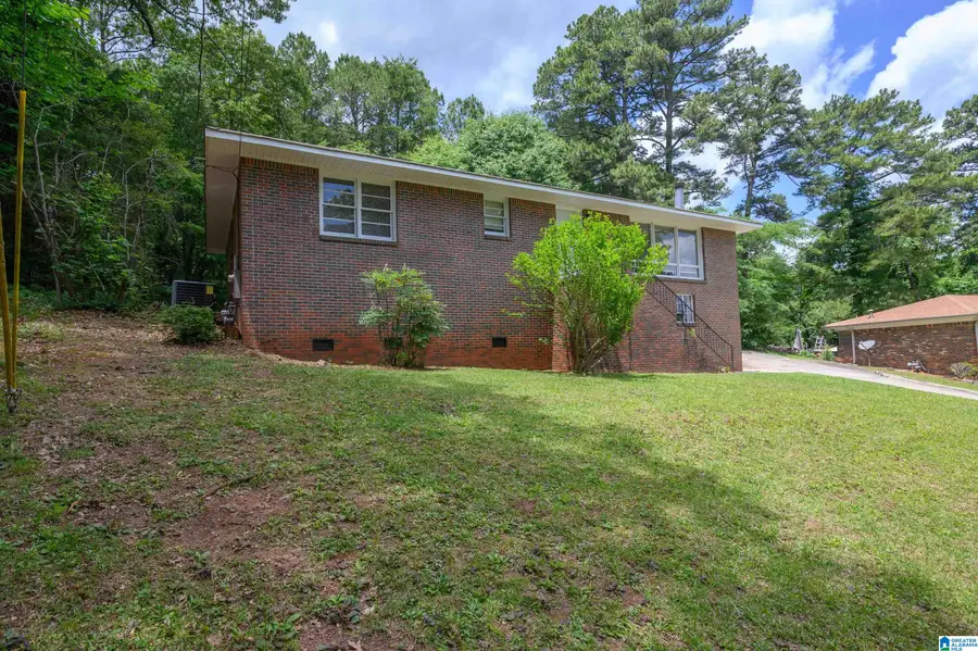 1408 29TH AVENUE N, Hueytown, AL 35023 - #2