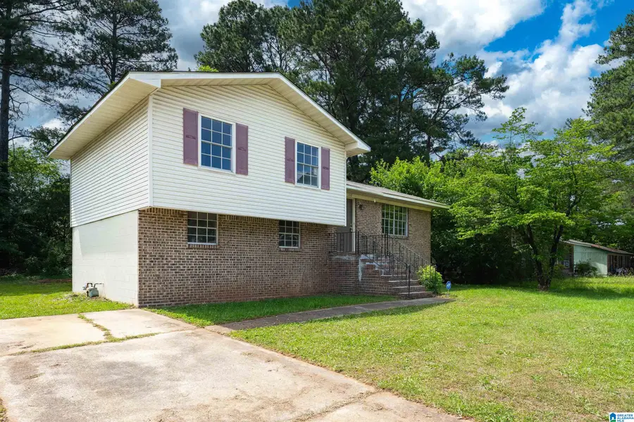 132 GREENRIDGE ROAD, Hueytown, AL 35023 - #2