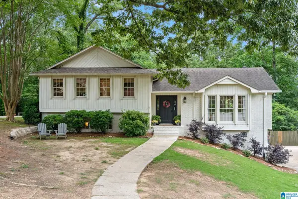 3559 BURNTLEAF LANE, Hoover, AL 35226