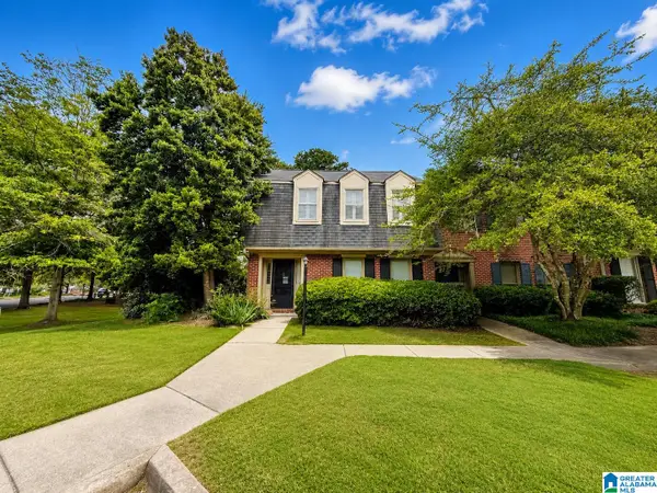 1 CHASE PLANTATION PARKWAY, Hoover, AL 35244